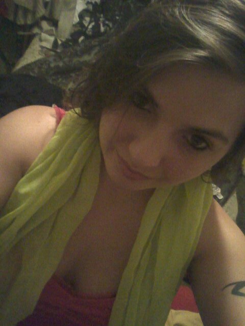 hey my name is misty, destiny lynns older sis. I dont even know what to say cept im just me ♥♥♥