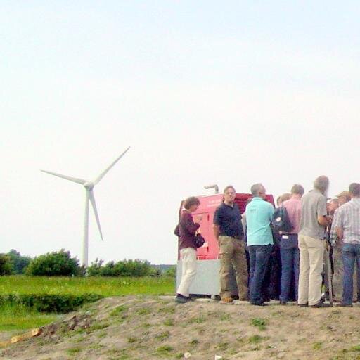 Windmolens op het land leveren burgers goedkope stroom.Op naar trots eigen windpark bezit http://t.co/wjXQvL6iQ1