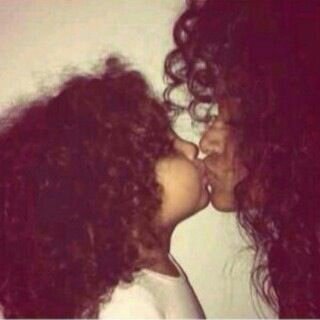 roome615's profile picture. يابخت الناس تشوفك وانا على شوفتي مشتاق