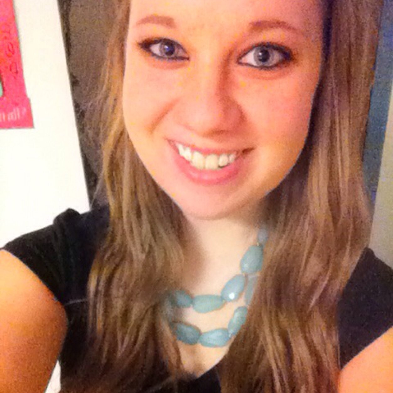 gwenbies's profile picture. John Carroll University. AKΨ. PRSSA. Integrated Marketing student. lover of advertising, digital media, promotions, & pepperoni pizza.