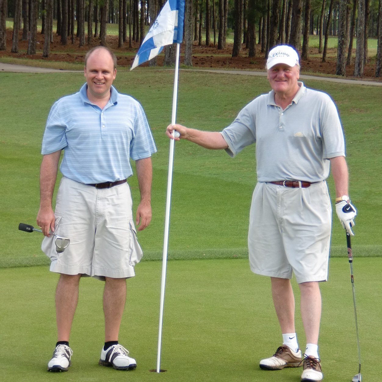 Massive golf fan (played since I was 8) I search the web daily and blog about the best #golf deals and discounts. Free membership available...never miss a deal.