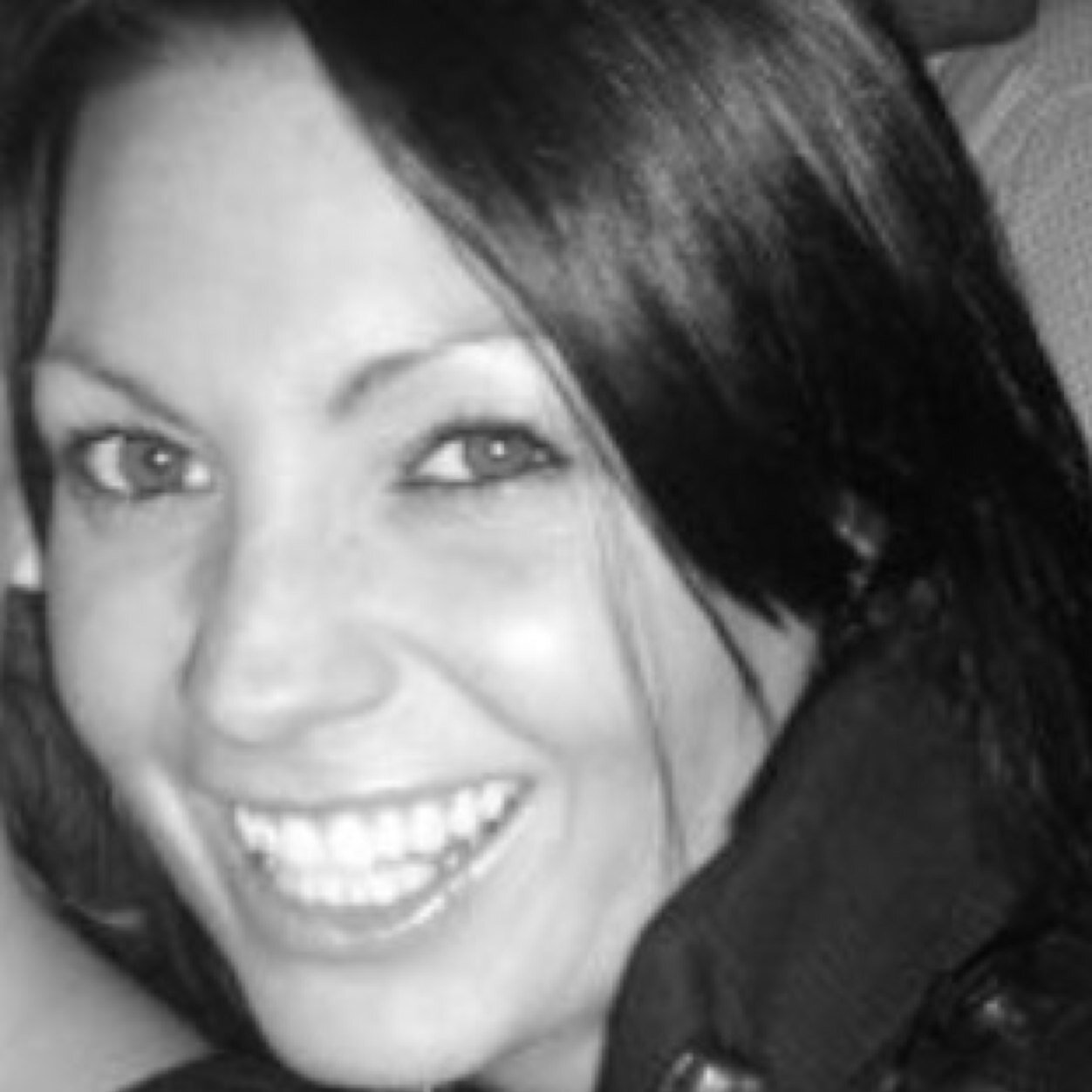 HealAtHomeHappy's profile picture. Mobile Reflexologist and Masseuse with over 16 years experience. For details or appointments please email hannahandnicky@gmail.com