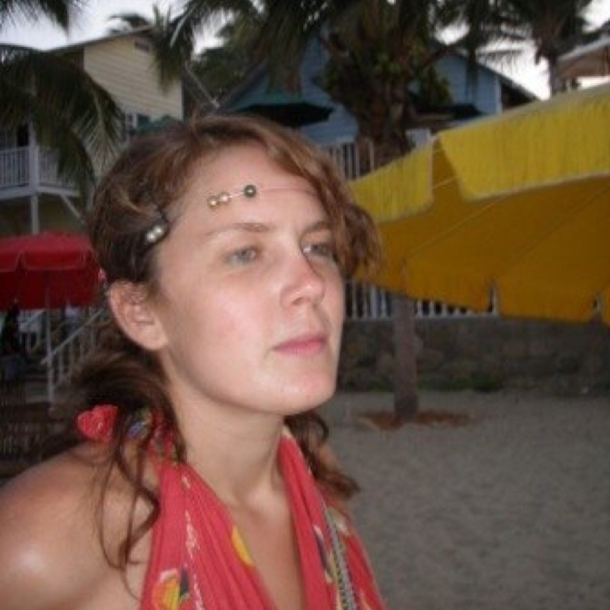 jollyholly1979's profile picture. Want to improve your accent?