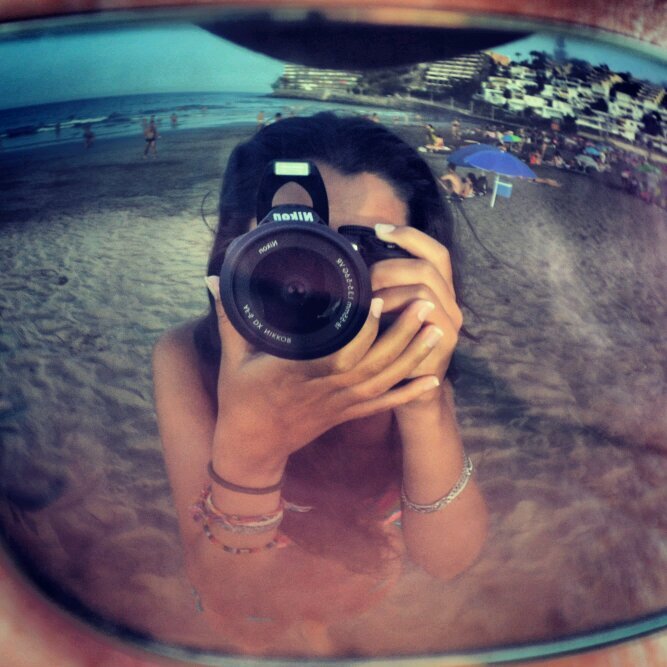 Fly..!