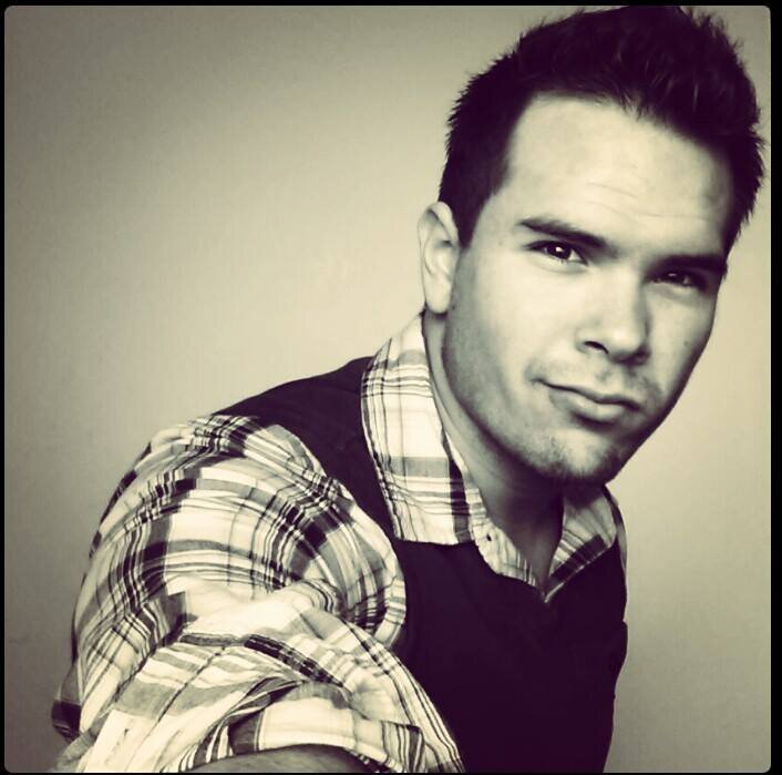 richybastille's profile picture. Ricardo Castro
Rude Boy
Gay
Frappe
Music