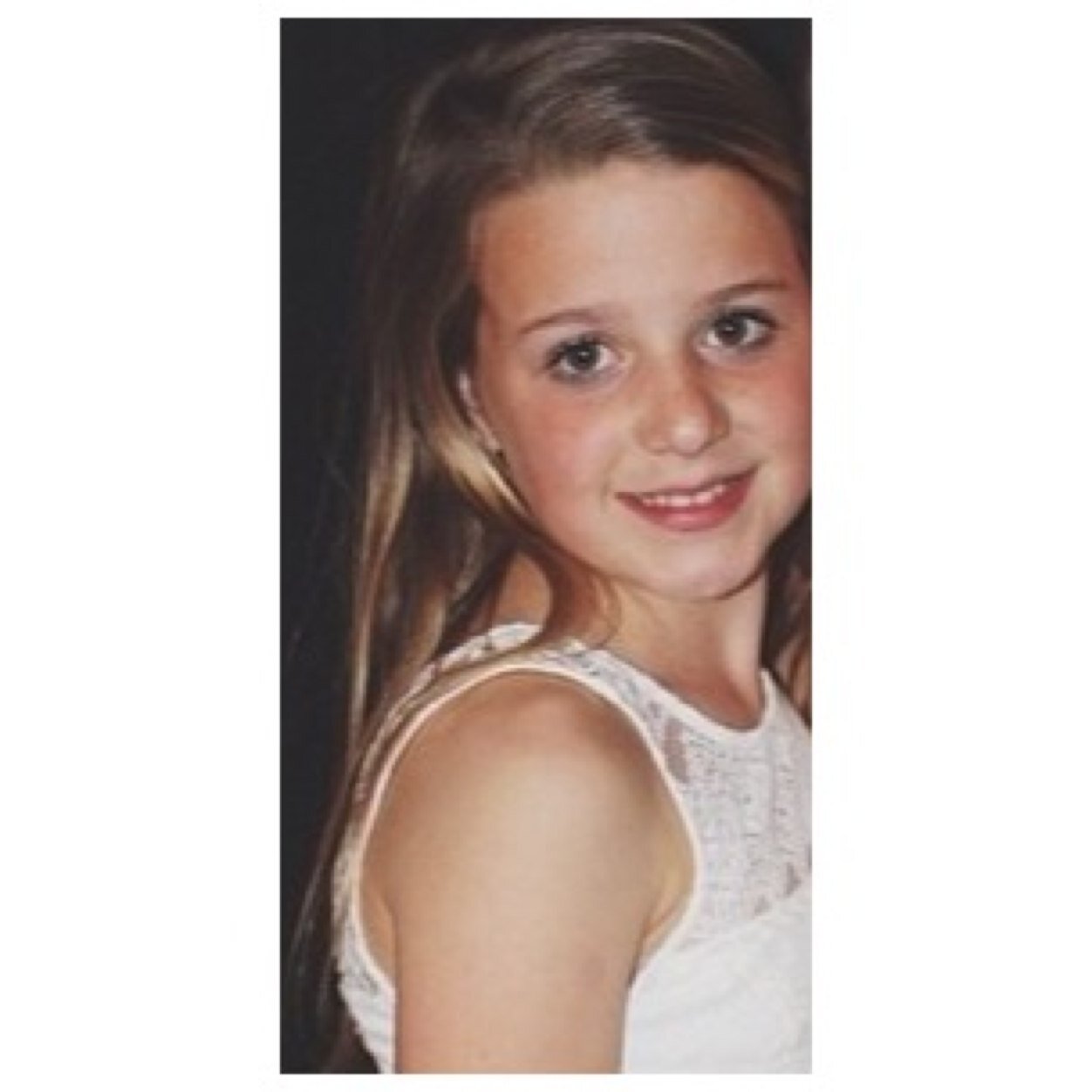 roosvdlindenn's profile picture. Ik heb de liefste zus in deze hele wereld @liekenina - 20 05 02 - love summer - love my bff's - hockey C1 -roze