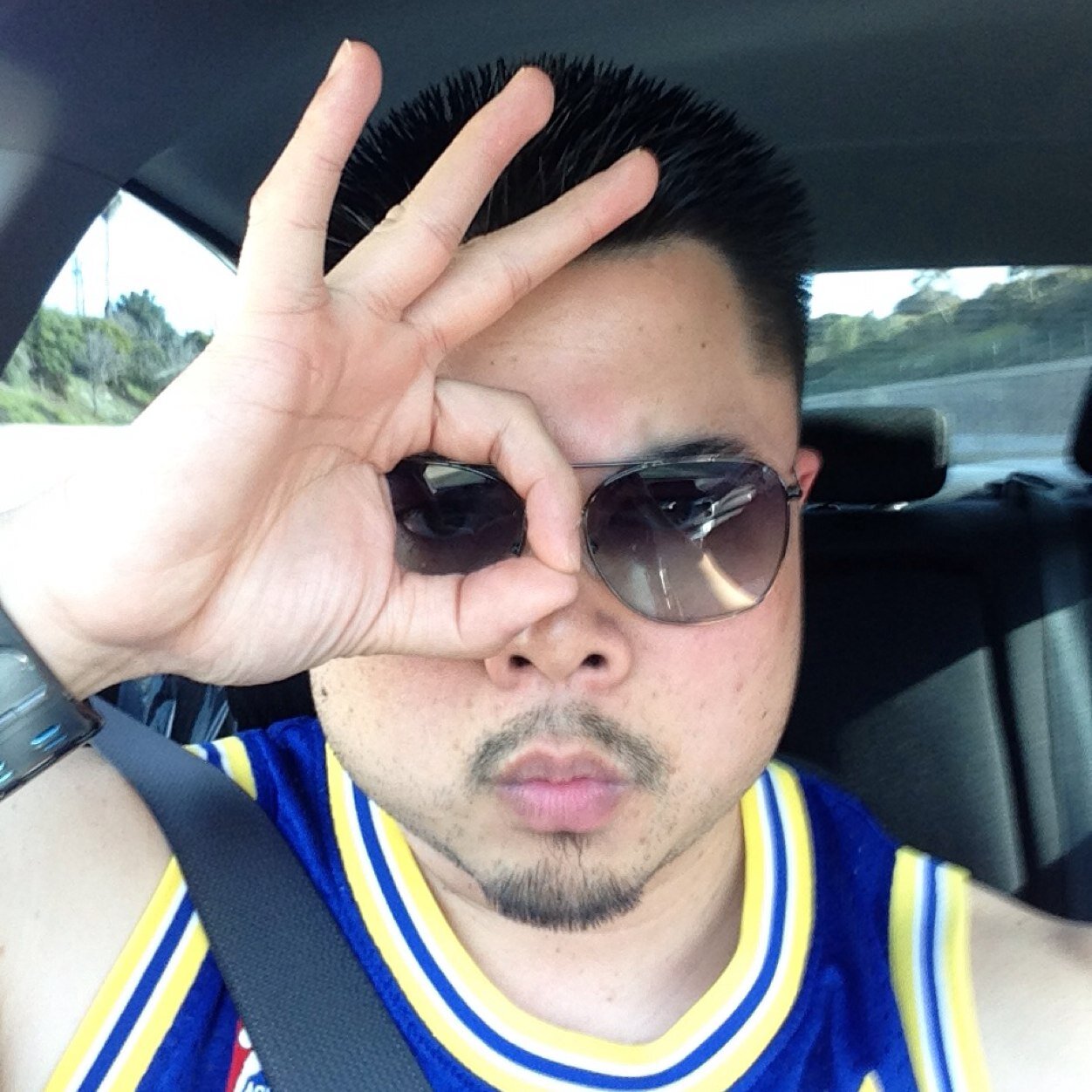 SEANj0hn69's profile picture. not as cool as you.

all views are my own. truly original. no affiliation or representation.