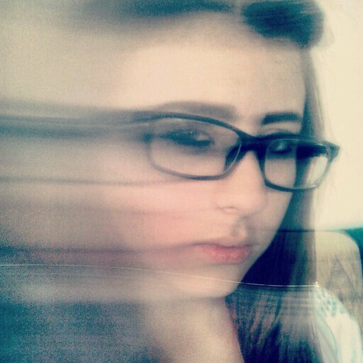 nanoloutfi's profile picture. Instagram : Nour Loutfi