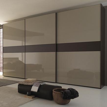 Urban Wardrobes is a manufacturer of made-to-measure fitted bedroom furniture and bespoke sliding door wardrobes.