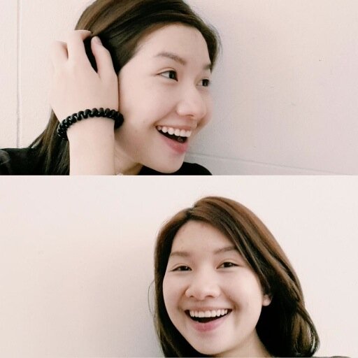 ถ้าคุณมีคนที่รักและพร้อมที่จะเข้าใจคุณ ไม่ว่าคุณจะเปนยังไง จงรักษาเค้าไว้ให้ดี จะได้ไม่ต้องมาเสียจังภายหลัง...