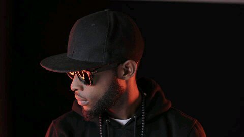 Creative Entreprenuer.

Learner/Master.