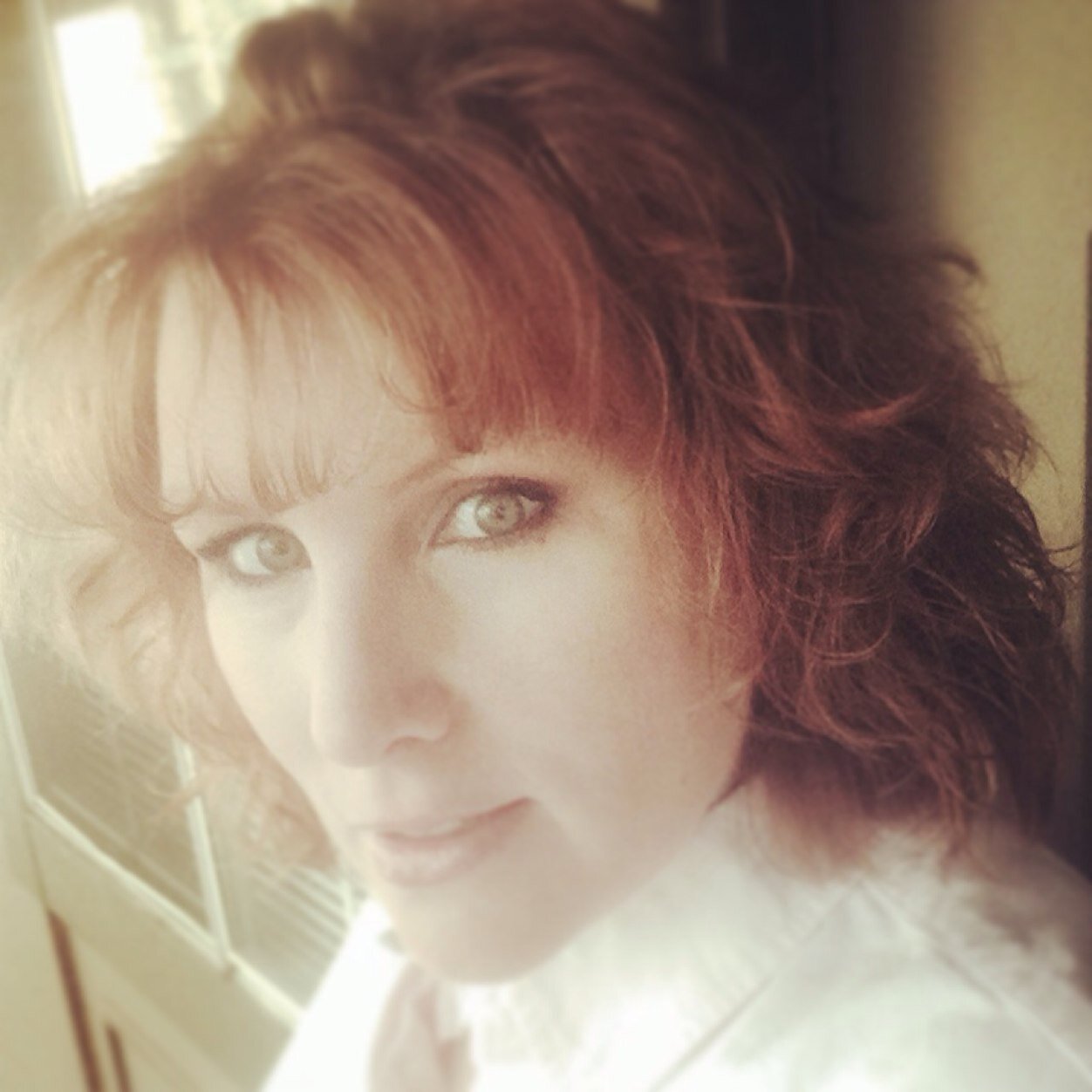 English girl that was raised in Texas and a transplant to the Pacific NW; i love being outside, but love TWD, GoT, Outlander, Penny Dreadful, and Blue October