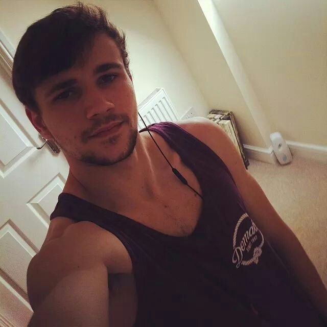 DrasticComplex's profile picture. #BashDaily