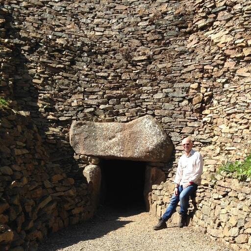 jonsygrave's profile picture. Archaeological Project Manager interested in European Neolithic expansion, public archaeology and Sussex life