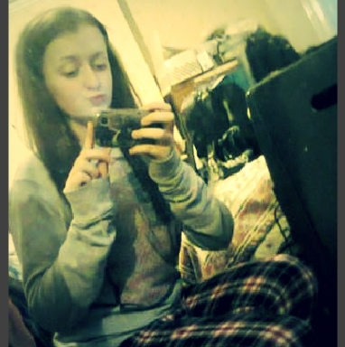 sianjohn2's profile picture. Helloo, follow me and i'll follow back. x