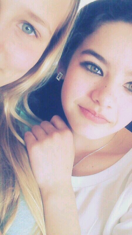 houvanjullie- isaaxx  anne, marissa, yassmine| IXI forever love my best dinnetje isax