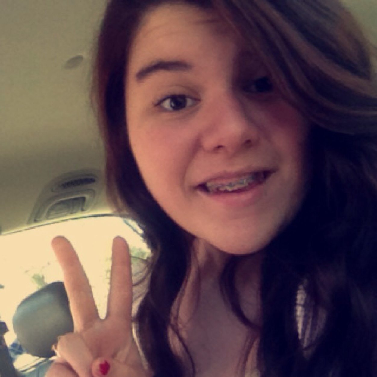 One Direction is my life. I have no social life sadly. Team Taken!! Snap chat: tabihoran 1/2 EP