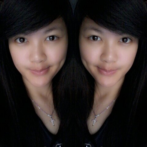 Im a Simple Girl . not Perfect but Limited edition xP . Please Follow me and i Follow u back . Thx before .