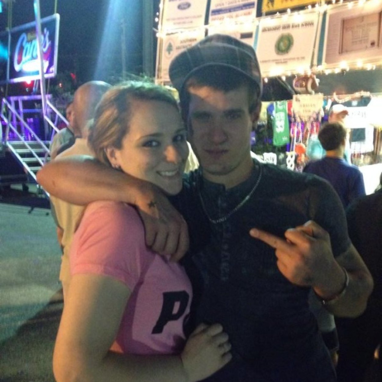 meganhenson194's profile picture. Facebook: meganxbaby17@yahoo.com ⚓️Instagram: megan_x21 ⚓️
Snapchat: megan0912