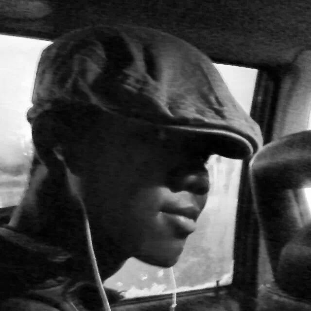 Young Floridian born kid . Kinda Nerdy, Dubstep creator (in training) ethical hacker. Languist and  knows when to drop bars on the mic. #AllaroundGuy