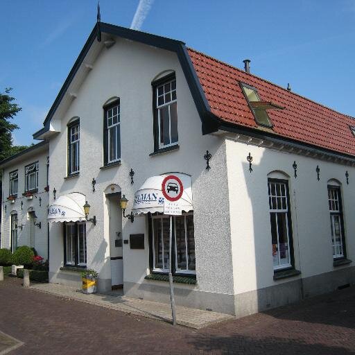 Zielman Makelaardij; de makelaar van goede huizen!