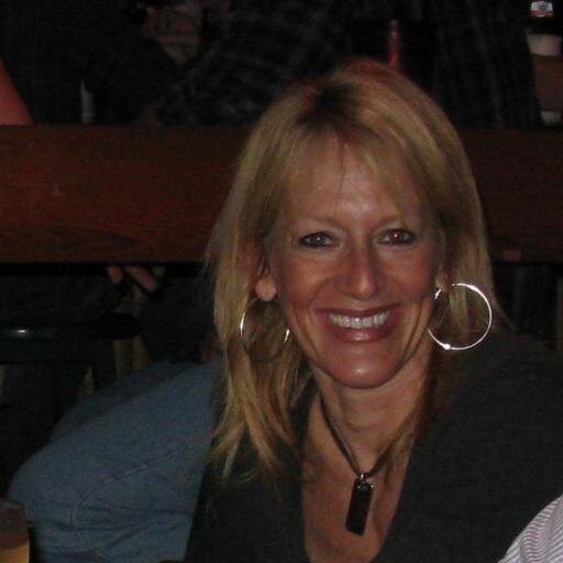 kim_imes's profile picture. 