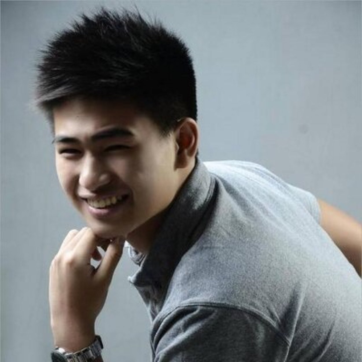 Fanpage of Manolo Pedrosa/PBB Season 5's Wonder Son ng Quezon City
