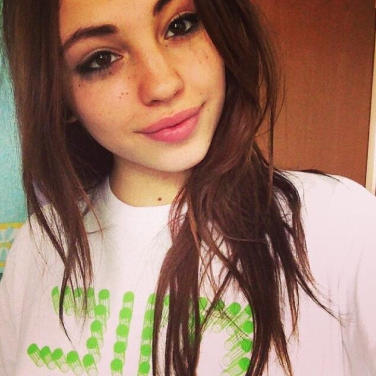 Halina. 16 yo. Espagnole. #teamlatina.