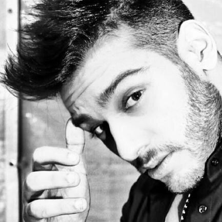 Deus quer me deu um pessoa especial para mim Beh Te Amor .... Chris leao e um cantor muito lindo .... ;:)