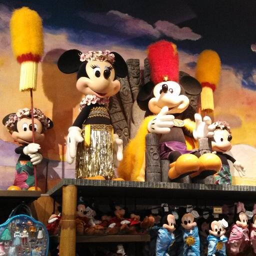 I like collecting things, theme parks, pop culture, Disney, and family. I have a YouTube channel, two dogs, and spend most of my time with a 3 yr old.