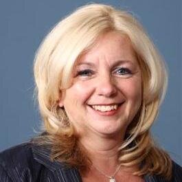 Darolyn Jones, Broker - RE/MAX All Stars Realty Inc. Brokerage  Providing professional real estate service to clients.
 For SERVICE that MOVES you!