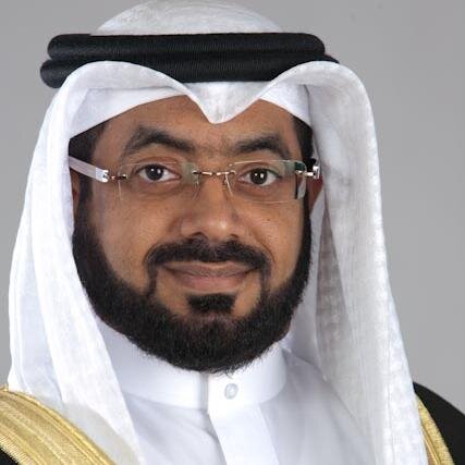 أسرد علينا حديث الحب يا حادي * واستلهم المجد من إشراقة الهادي
كرر علي حديثهم يا حادي * فحديثهم يجلو الفؤاد الصادي