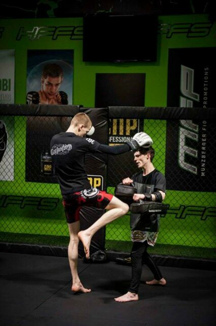 MMA 2-1 trains at @HFFSolutions