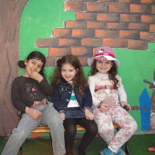 SunnyKidsClub's profile picture. Մանկությունը մի հեքիաթ է..  Մեր ջերմությամբ այդ հեքիաթում միշտ ամառ կլինի :) Հեռ.099 219830