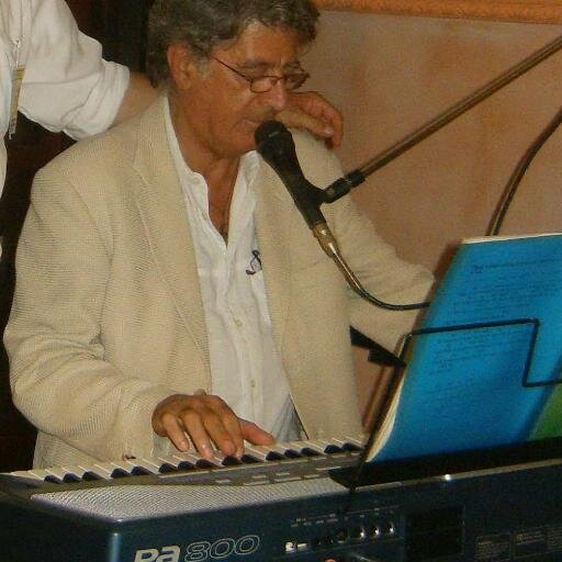 batt.sta del Blocco mentale poi dei limousine al Successo con camminerò da solo e malgrado te malgrado noi, autore sigla del Festival di Sanremo 1982