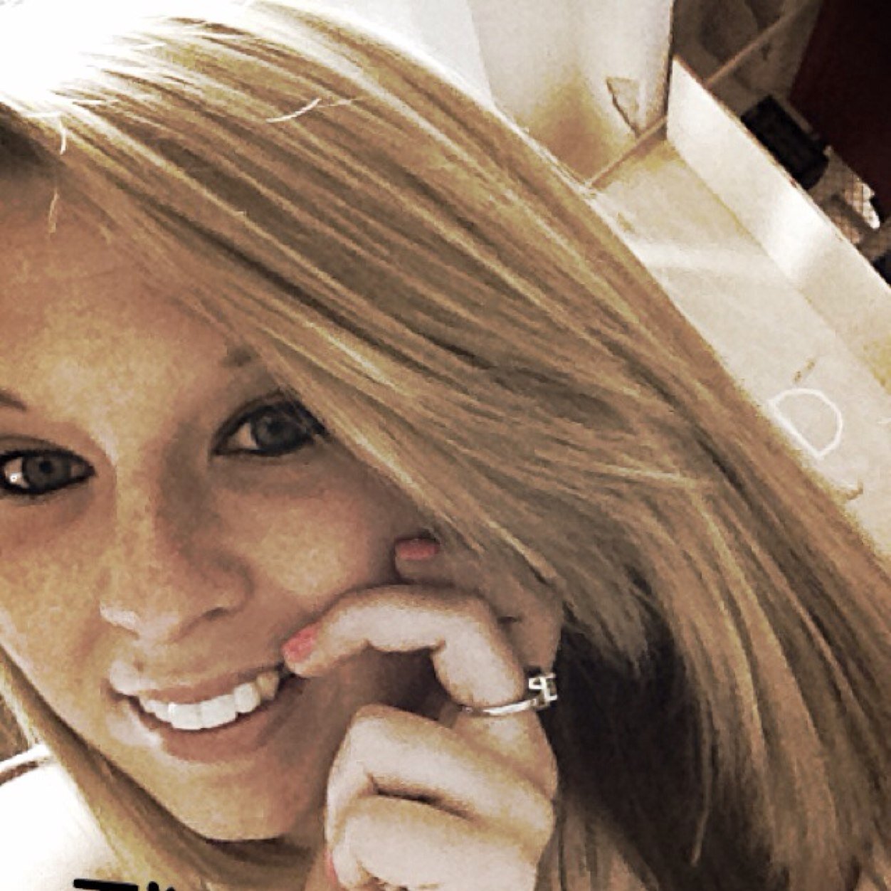 It's Kendra(: #LoudonHigh, #GodsAlwaysFirst,#YOLO Follow4Follow3