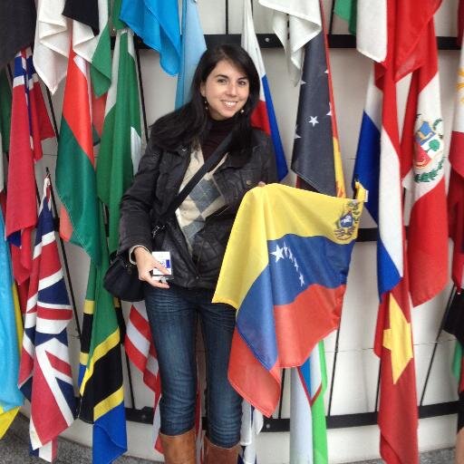 Economista venezolana amante de mi familia y deseando construir un mejor país. Actualmente soy economista jefe de @ecoanalitica