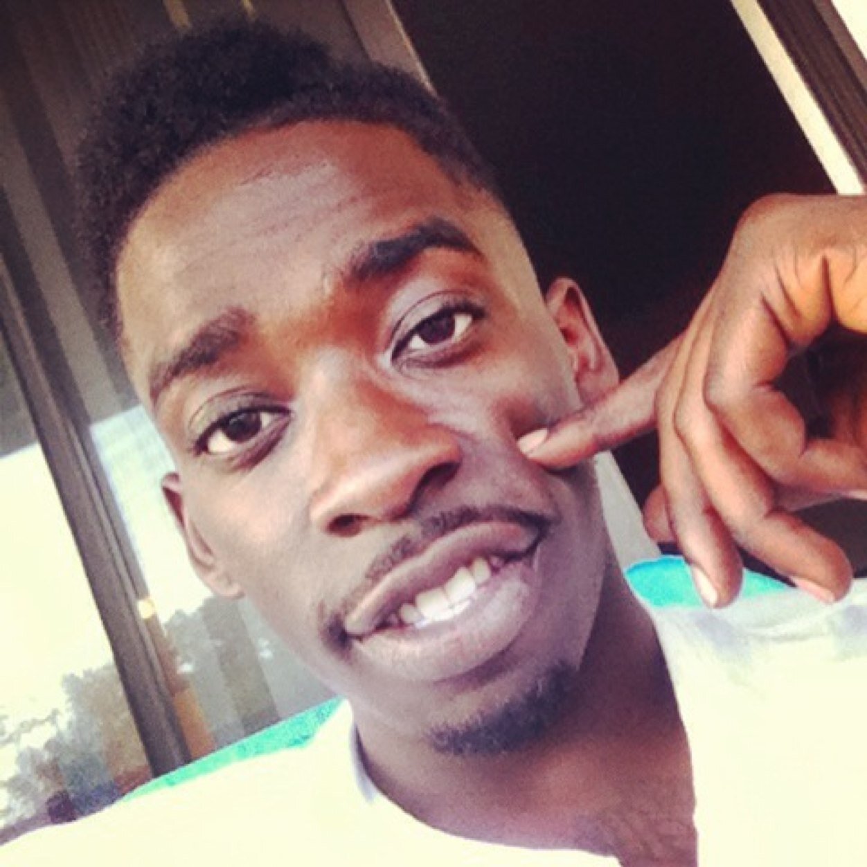 stupid hoes talk noise, ignorant tricks chase dick & bad bitches follow me. #TeamPrettyNice