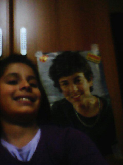 f98043808's profile picture. 