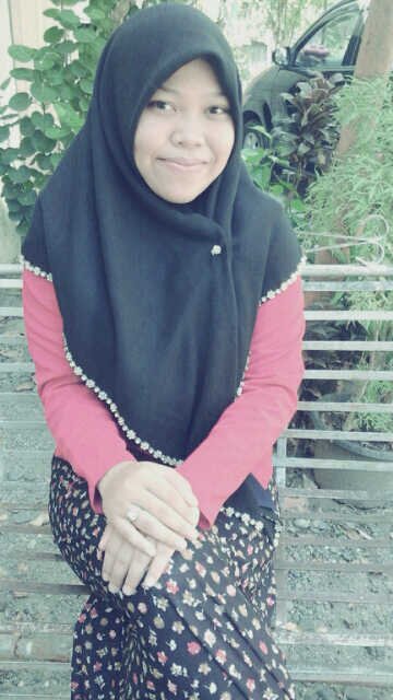hayatun_sri's profile picture. 06 maret 1996 I'am simple girl:) pin 292D6335