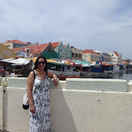 Taking things one day at a time. Always dreaming of being on a beach. Hospitalist PA-C