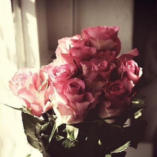 ‏احرف تزفنا الى الجنہّ 
وأخرى تجرنا الى النار جراً 
وتذكروا قوله تعالى :* ما يلفظ من قول الا لديه رقيب عتيد*(#رسامة)