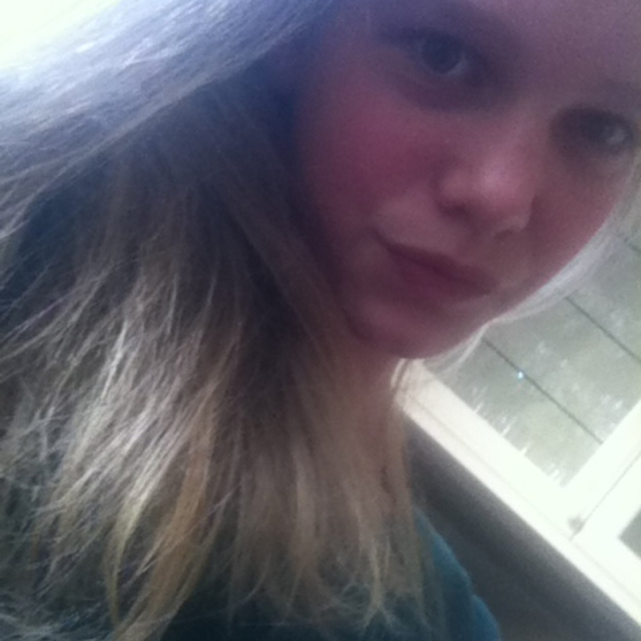 Meisje~blond haar~bruine ogen~hockey~D1~12 jaar~groep8~hvw♥