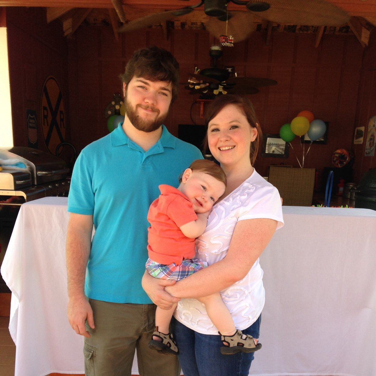 aozzie27's profile picture. 