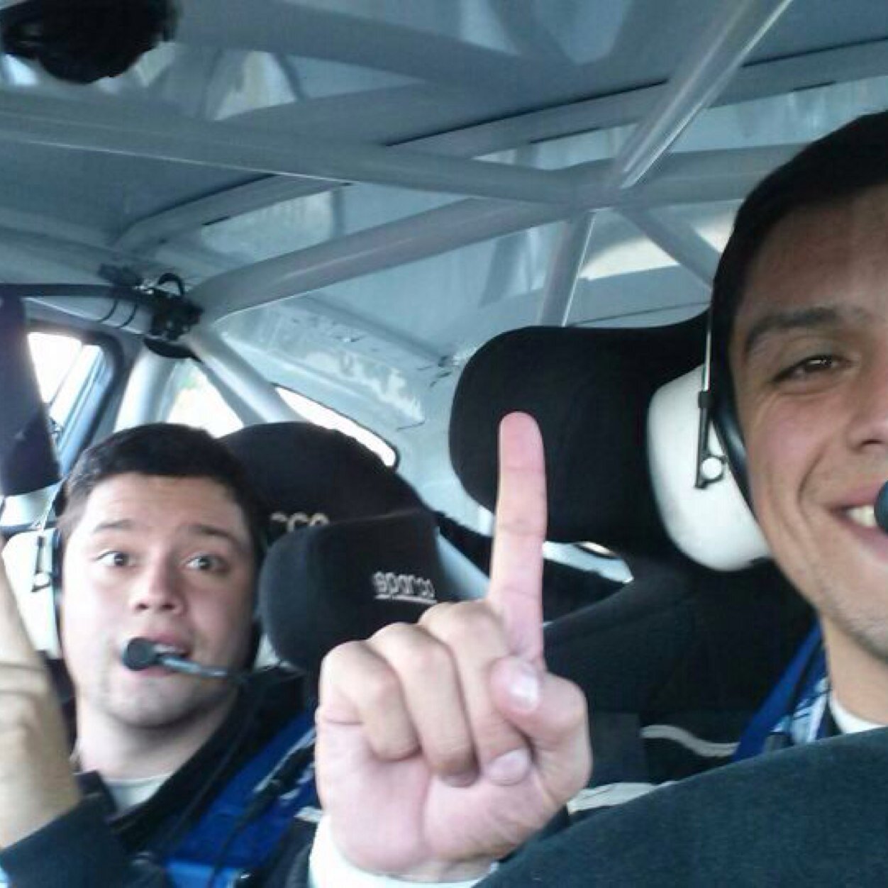 Campeoeones 2010-2011-2012 Categoria N2. Tercer lugar N3 año 2013. Este 2014 corriendo en un ford fiesta R2.