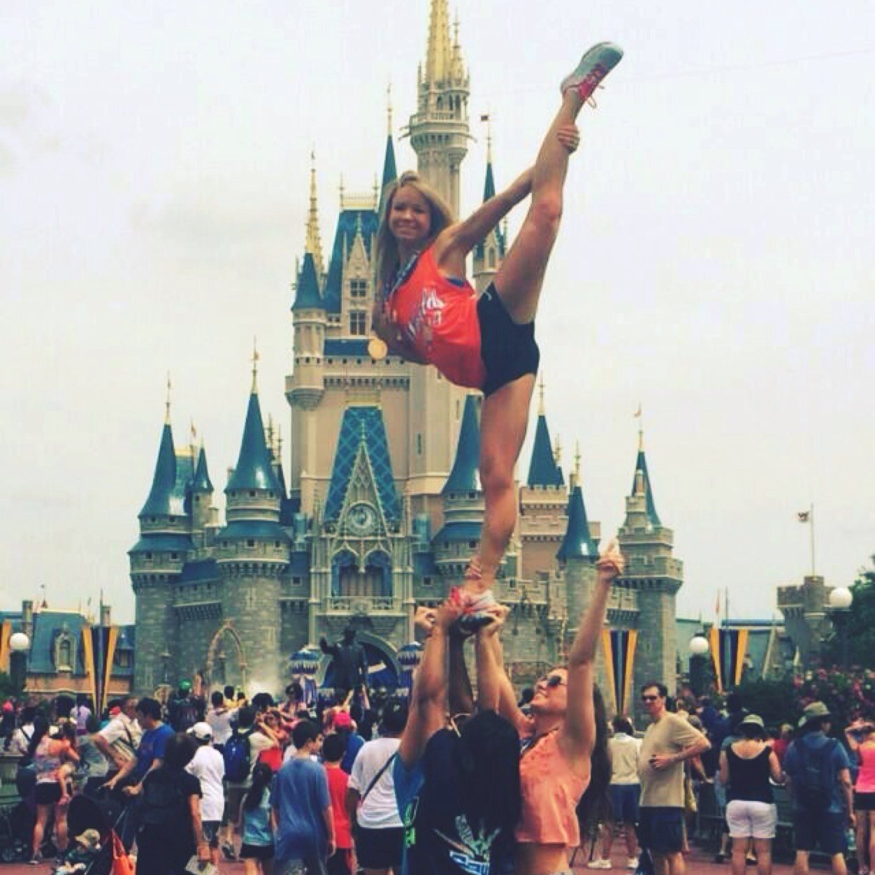Your one and only source into the fabulous lives of the cheer worlds elite. XOXO cheerleaderwerk