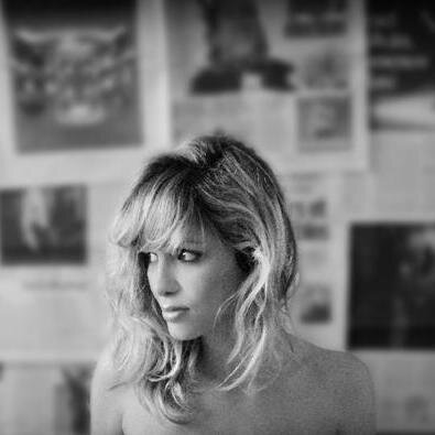 lameuftatoueuse's profile picture. j’aurais mieux fait d’me taire