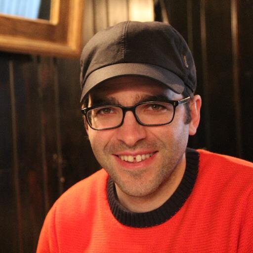 Engineer passionate about music, cycling, skiing, and economics. Exploring innovation and pushing limits in every project, on wheels, in the snow, or in finance
