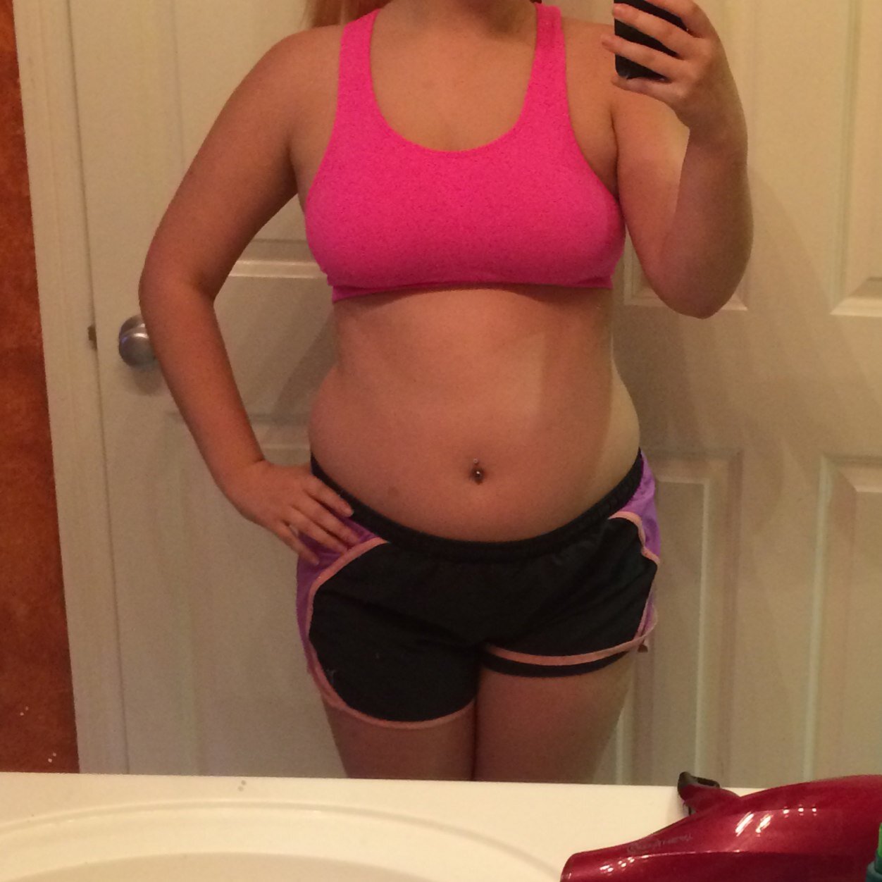 Weightjourn1130's profile picture. Tracking my weight loss journey. 21 years old. 
The goal is 122 pounds.