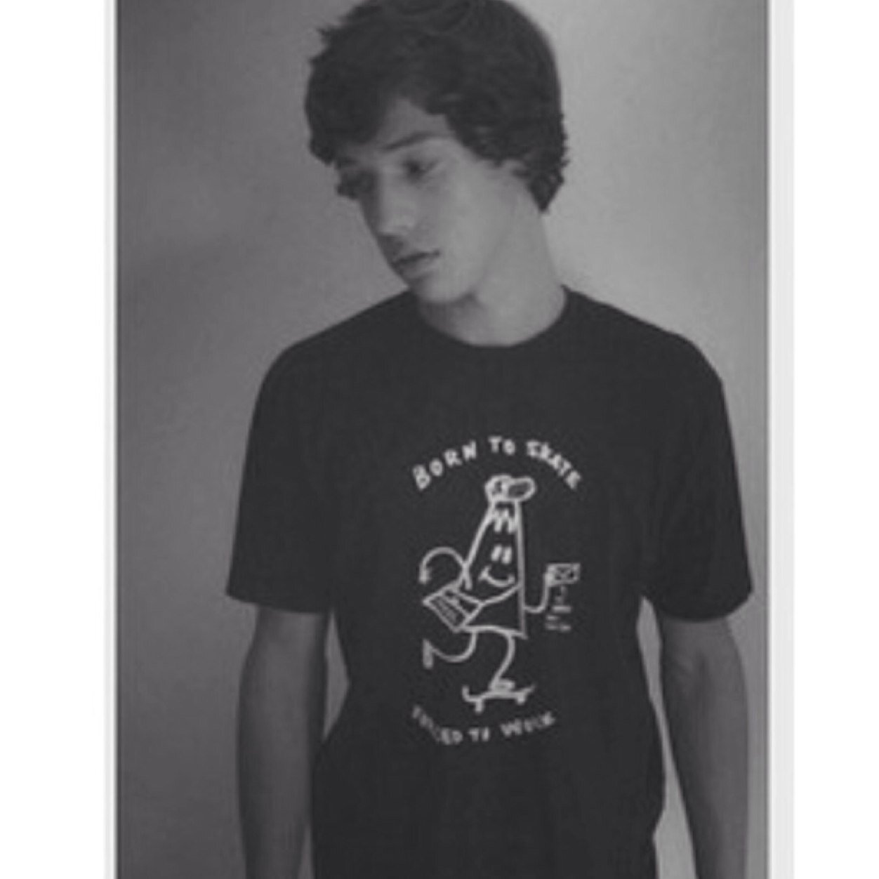 aye its @cloud9cameron and i gave you a free follow, so follow me on my main pls bc i post stupid tweets